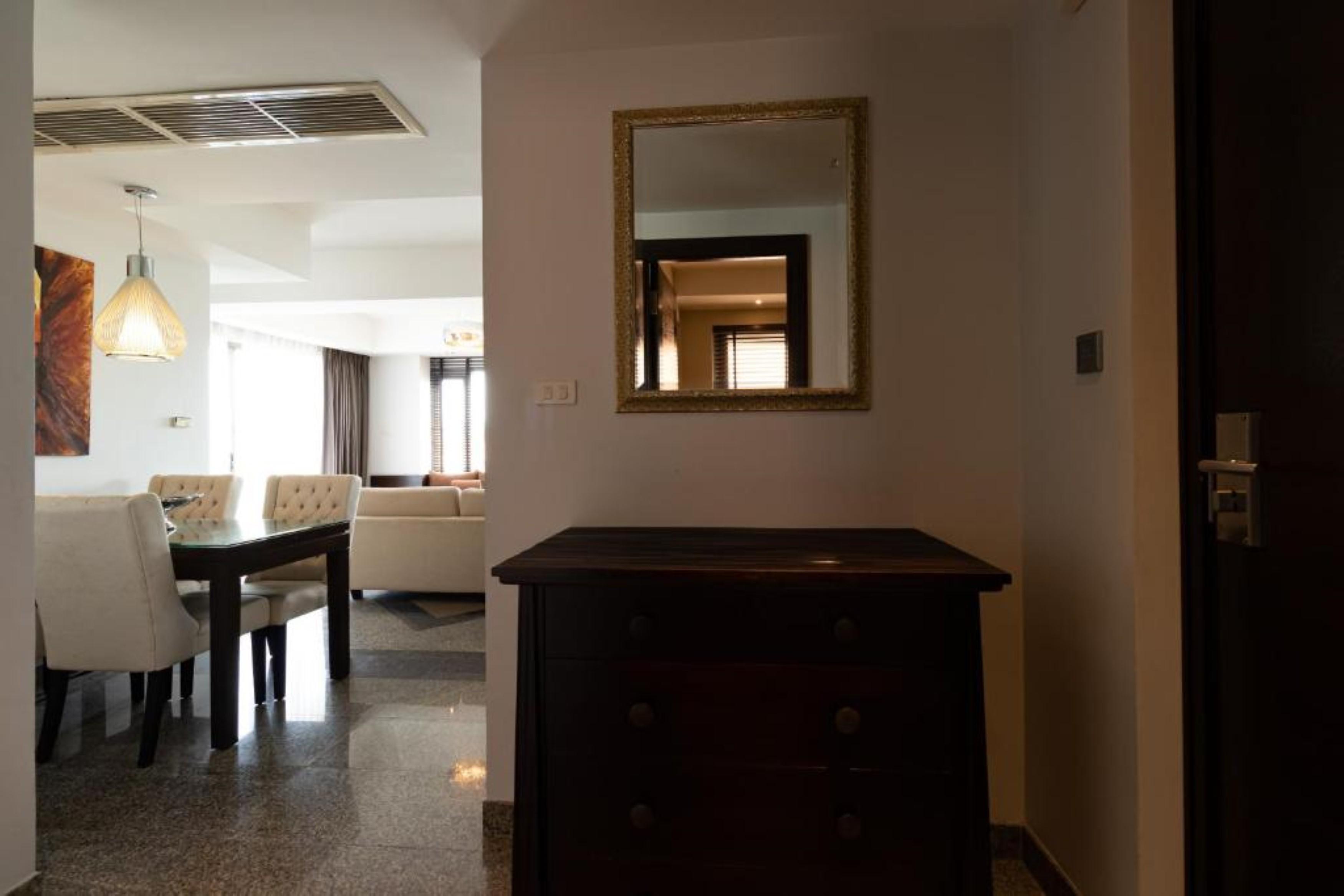 Khách sạn hẻo lánh The Celadon 5*