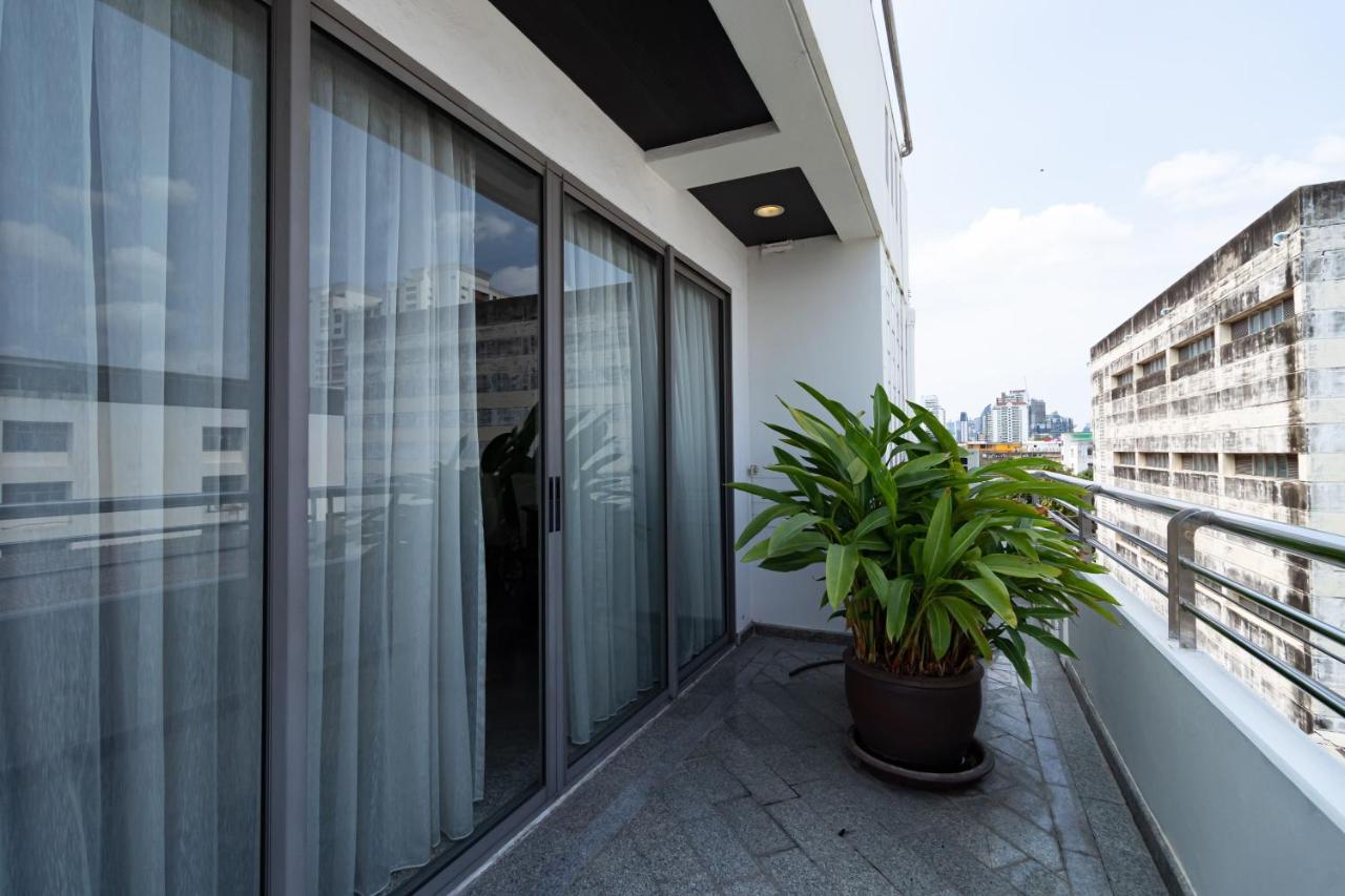 Khách sạn hẻo lánh The Celadon 5*